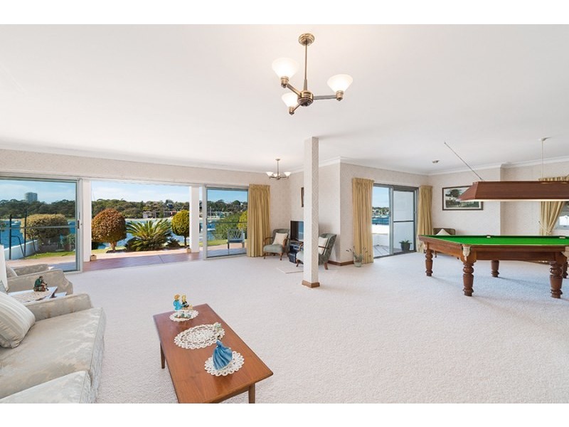 6 Hazel Place, Burraneer NSW 2230