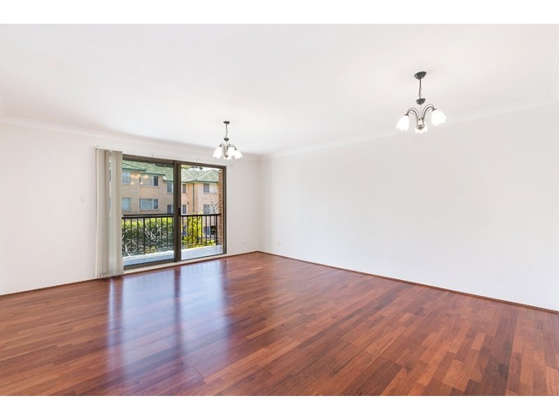 3/49 Flora Street, Kirrawee NSW 2232