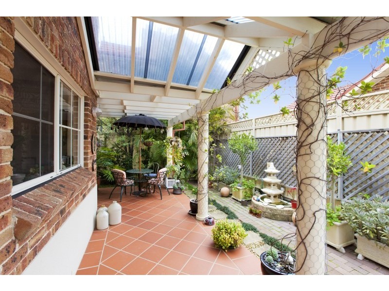 2/12-16 English Street, Woolooware NSW 2230