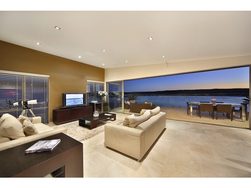 2/50 Rutherford Avenue, Burraneer NSW 2230