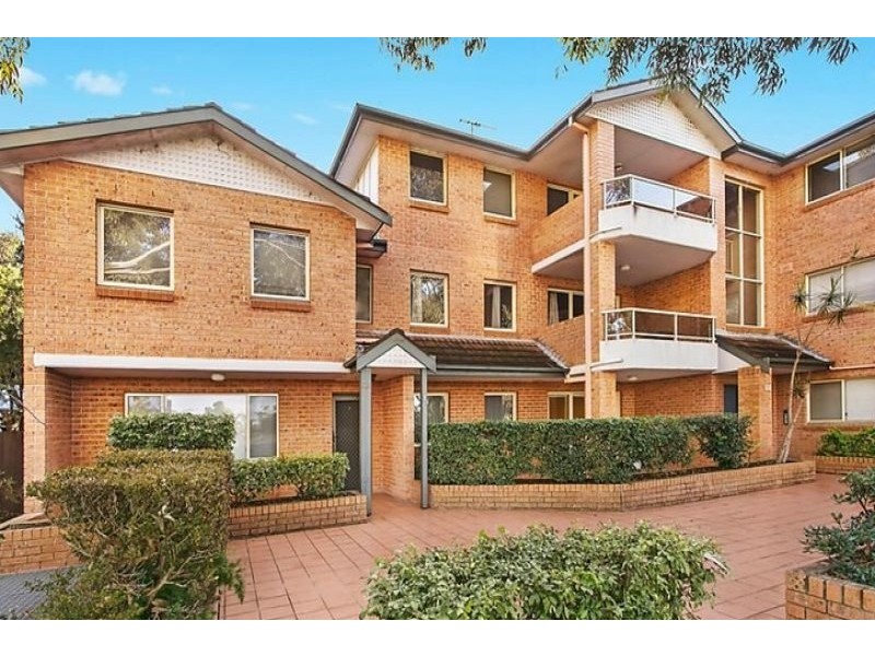 2/2 Mansfield Avenue, Caringbah NSW 2229