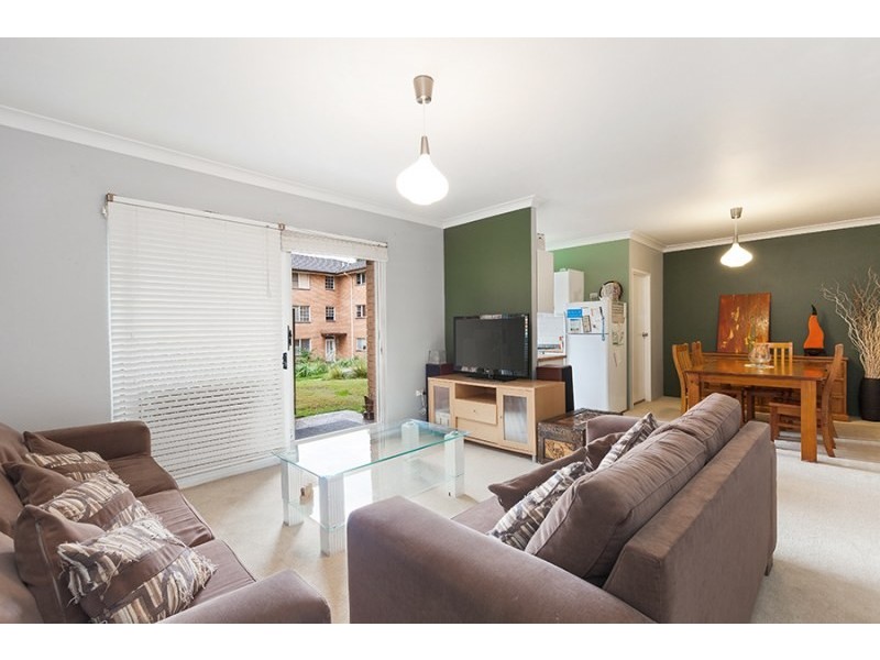 3/67-71 Flora Street, Kirrawee NSW 2232