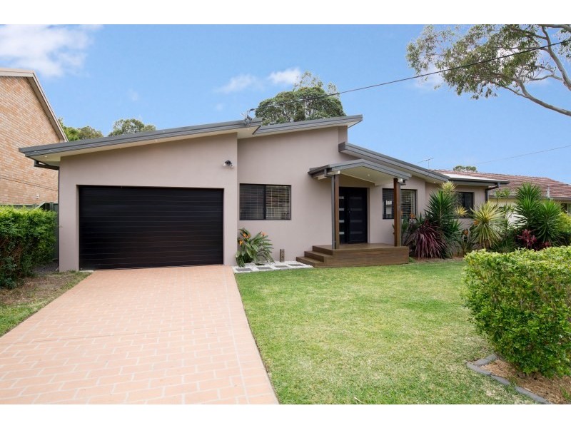 17 Mundakal Avenue, Kirrawee NSW 2232