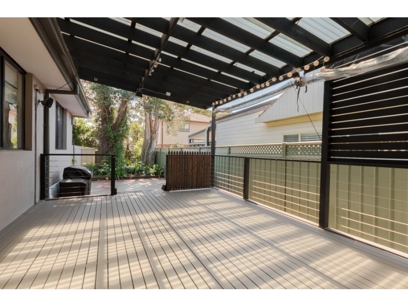 17 Mundakal Avenue, Kirrawee NSW 2232