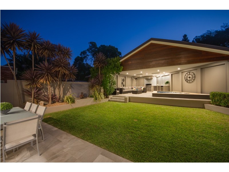 1 George Street, Yowie Bay NSW 2228