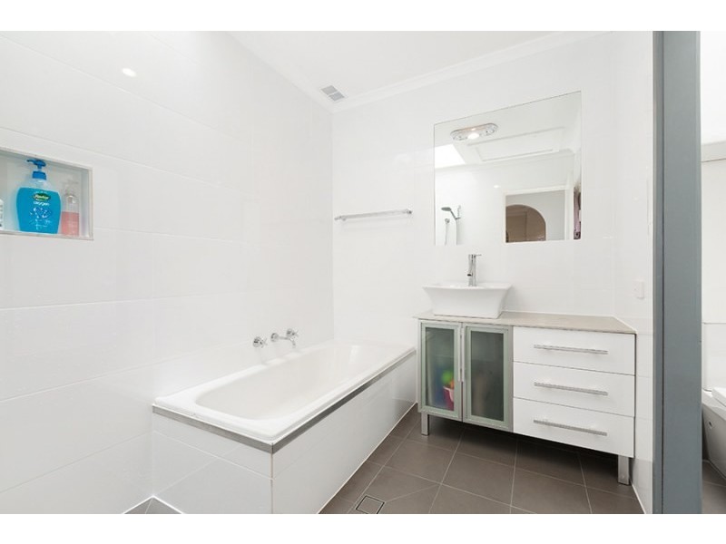 17/82 Yathong Road, Caringbah NSW 2229