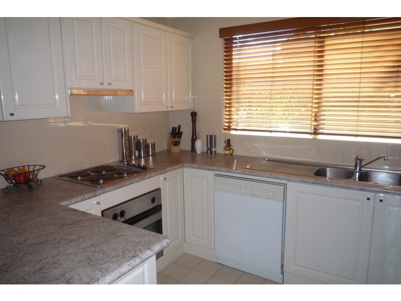 2/17-21 Gray Street, Sutherland NSW 2232