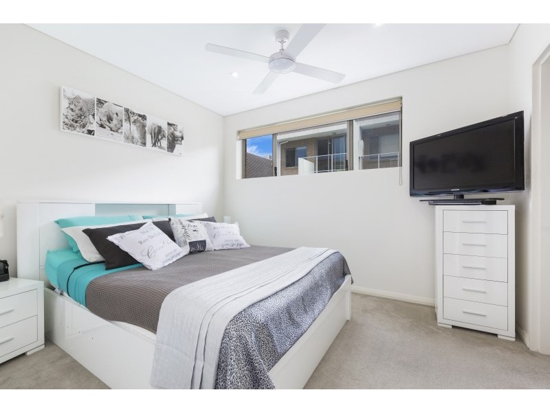 57/137 Willarong Road, Caringbah NSW 2229