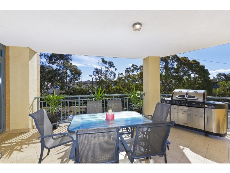 9/52 President Avenue, Caringbah NSW 2229