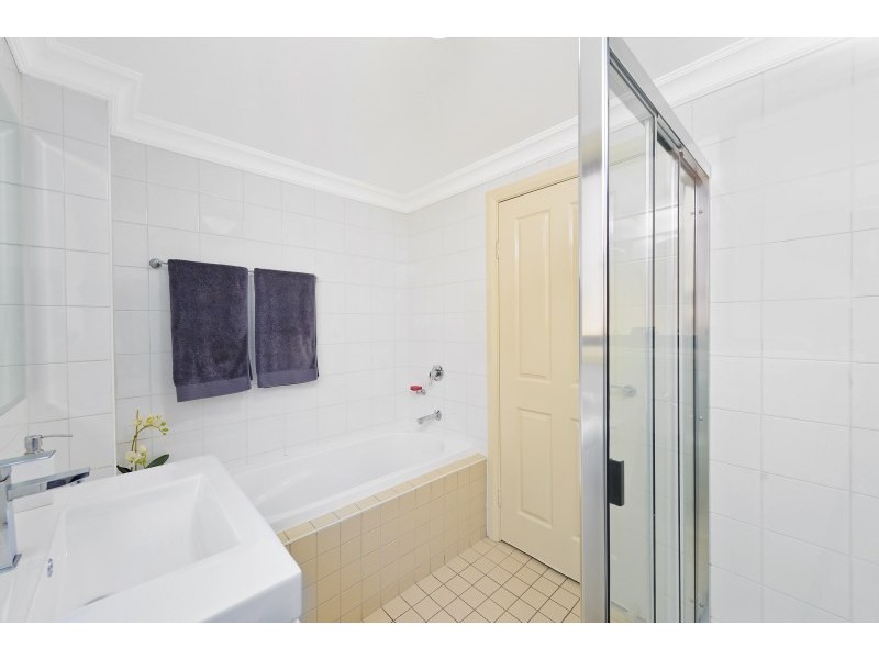 9/52 President Avenue, Caringbah NSW 2229