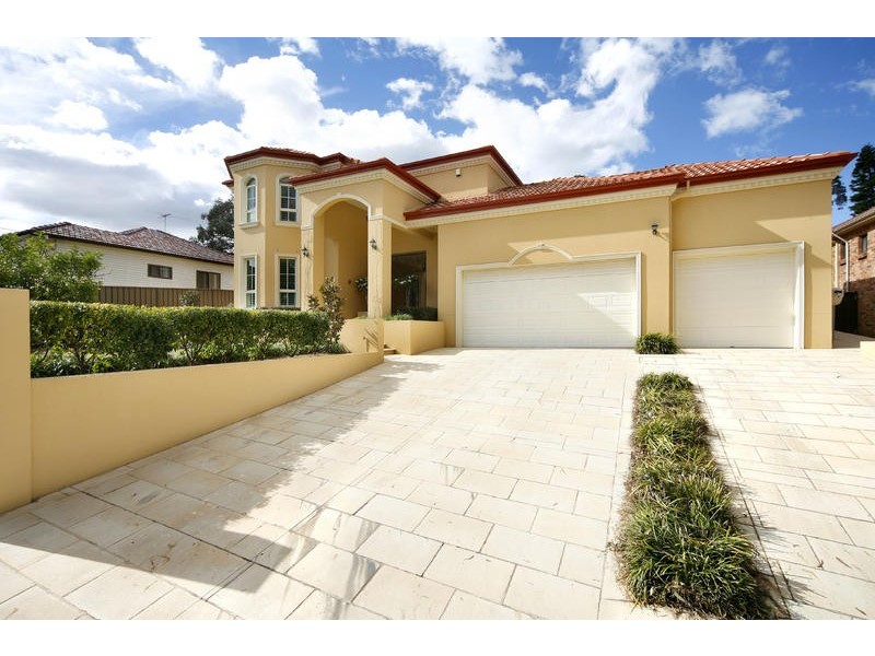 6 Barraran Street, Gymea Bay NSW 2227