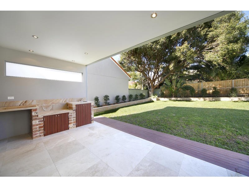 8 Lucas Street, Cronulla NSW 2230