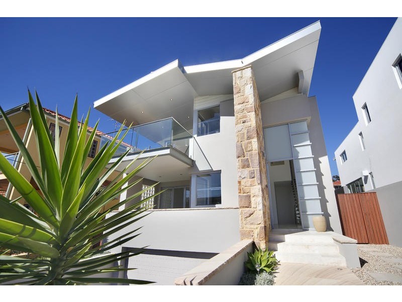 8 Lucas Street, Cronulla NSW 2230