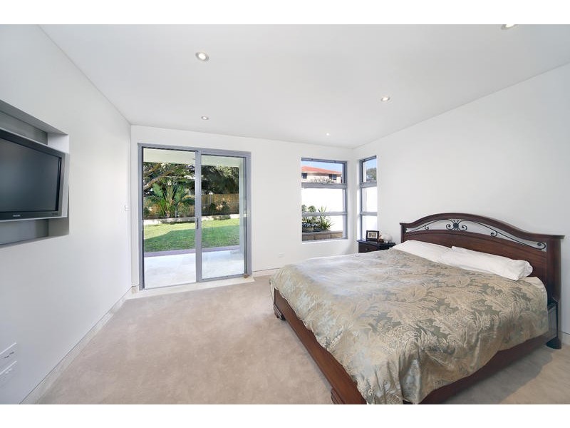 8 Lucas Street, Cronulla NSW 2230