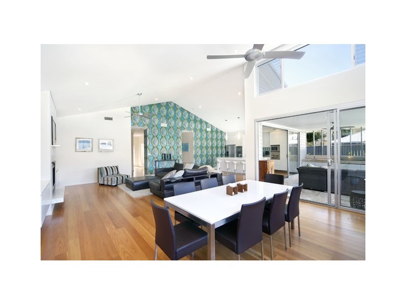 2 Sunset Avenue, Cronulla NSW 2230