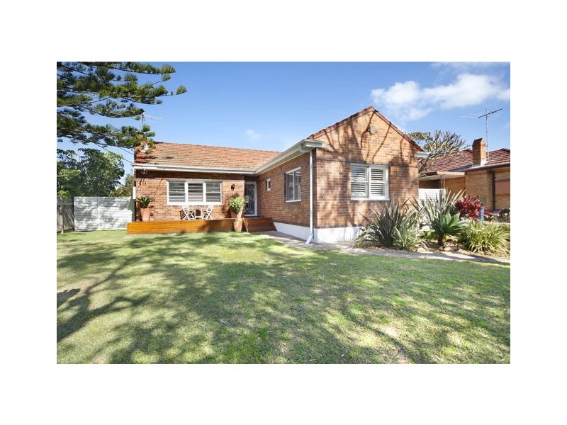 2 Sunset Avenue, Cronulla NSW 2230