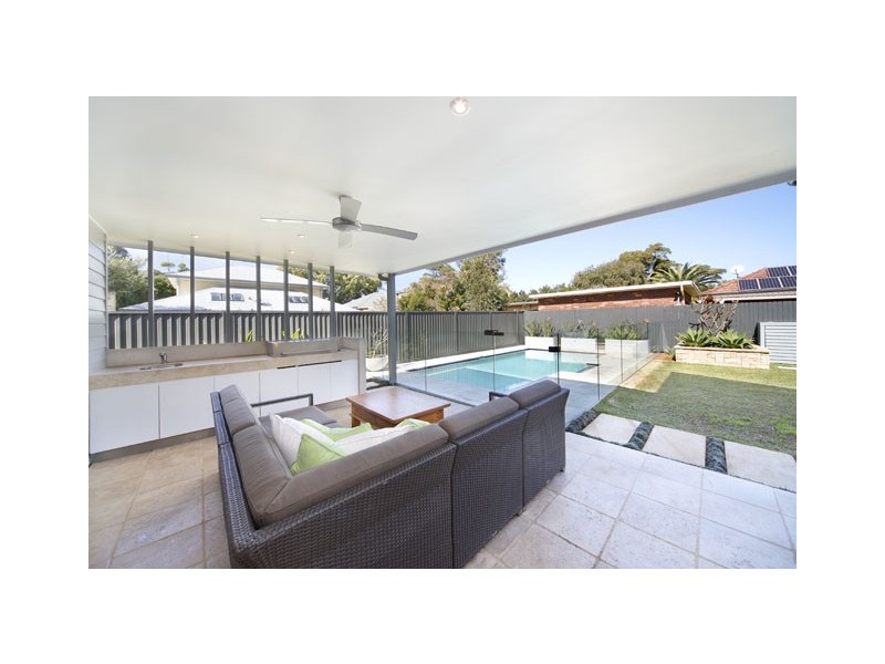 2 Sunset Avenue, Cronulla NSW 2230