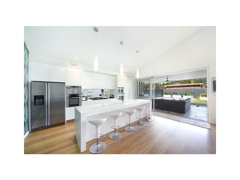 2 Sunset Avenue, Cronulla NSW 2230