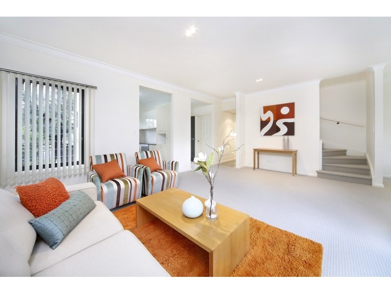 Unit 2/17-21 Clements Parade, Kirrawee NSW 2232