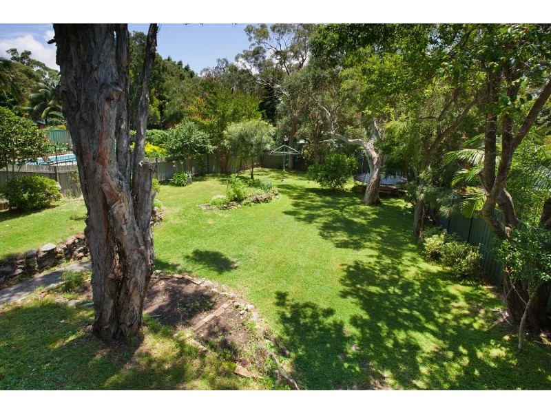 9 Bass Street, Dolans Bay NSW 2229