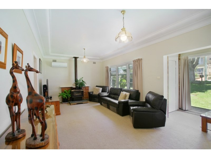 9 Bass Street, Dolans Bay NSW 2229