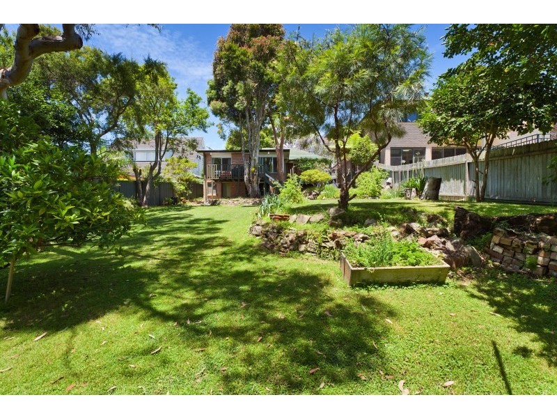 9 Bass Street, Dolans Bay NSW 2229