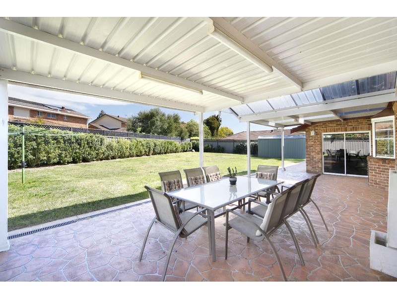 3 Dunbar Place, Illawong NSW 2234