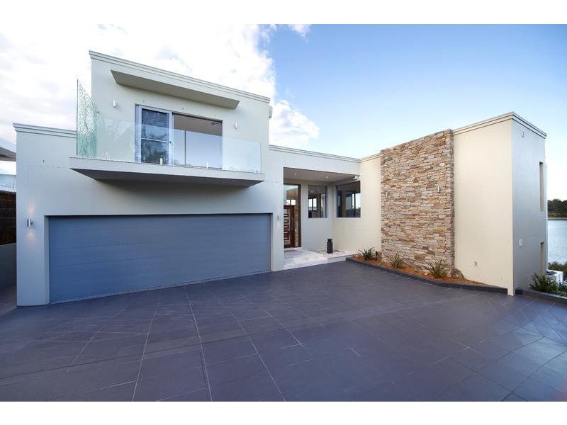 1 Binaville Avenue, Burraneer NSW 2230