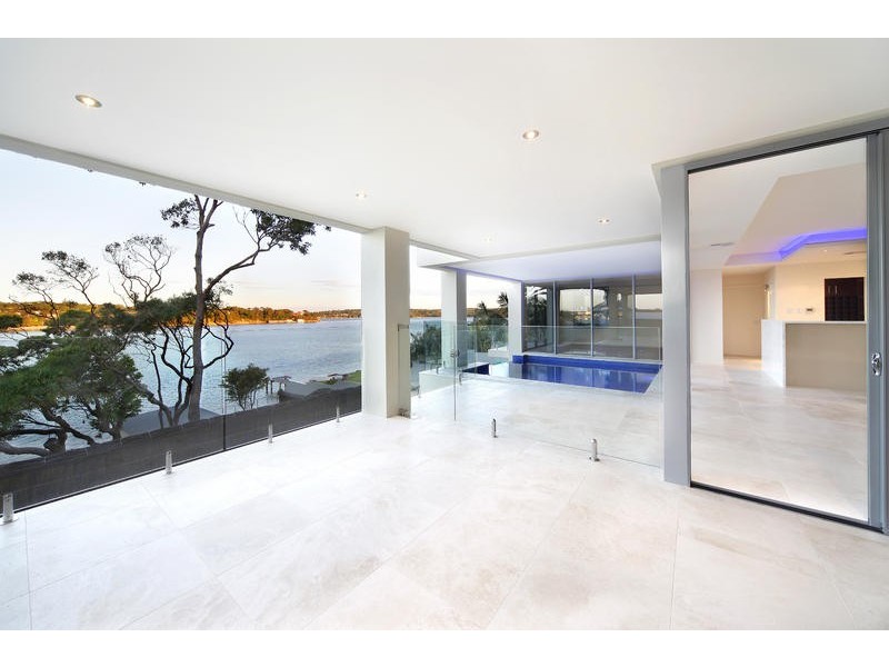 1 Binaville Avenue, Burraneer NSW 2230