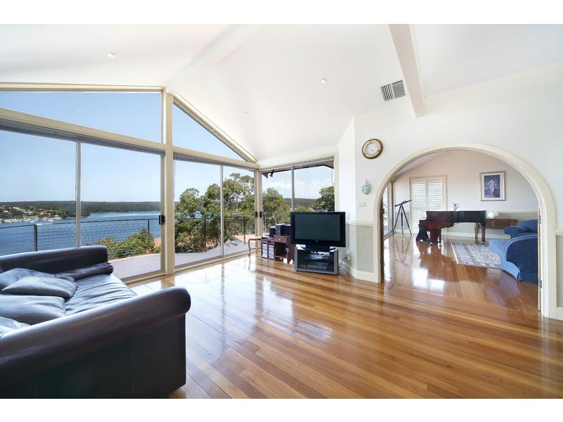 422 Willarong Road, Caringbah NSW 2229
