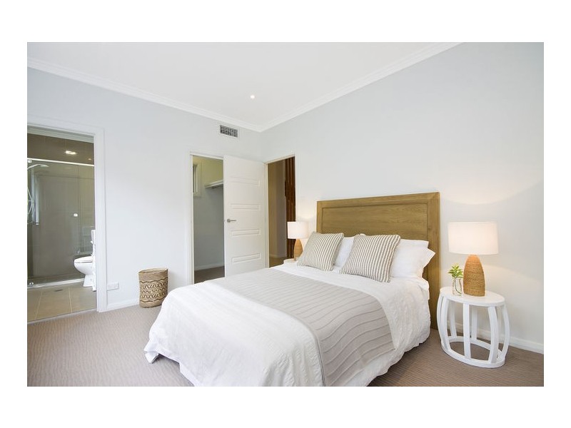 71 Pacific Street, Caringbah NSW 2229