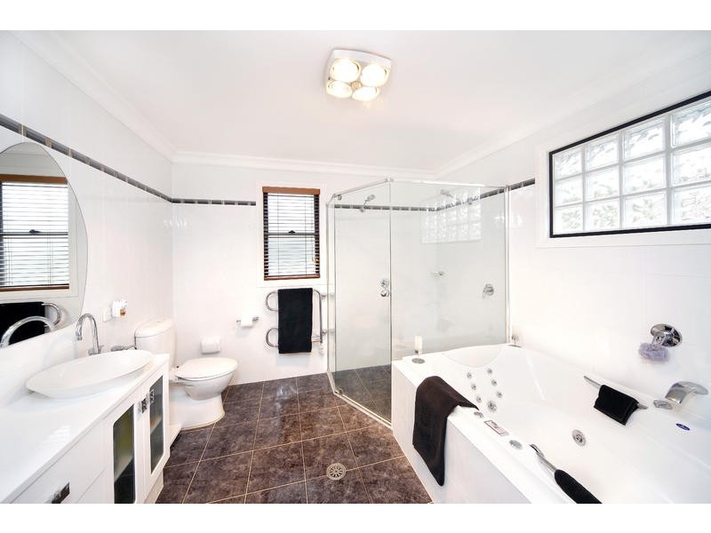 6 Nemesia Avenue, Caringbah NSW 2229