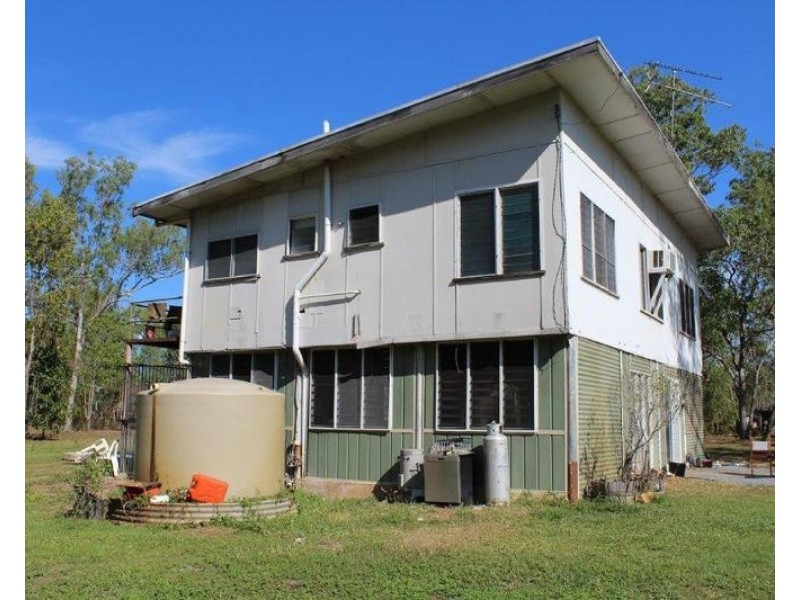 Livingstone NT 0822