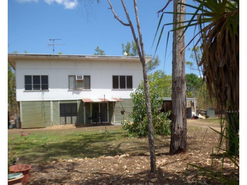 Livingstone NT 0822