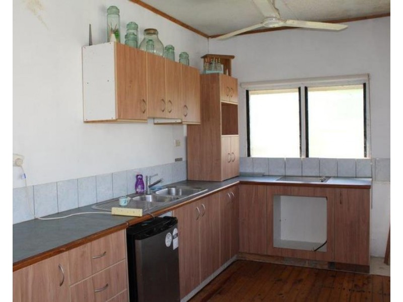 Livingstone NT 0822