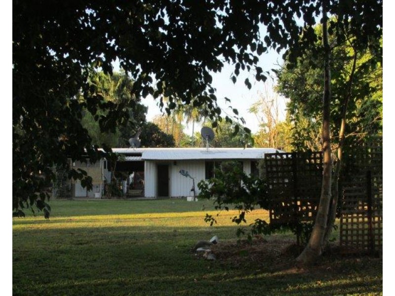 6 Dogherty Street, Adelaide River NT 0846