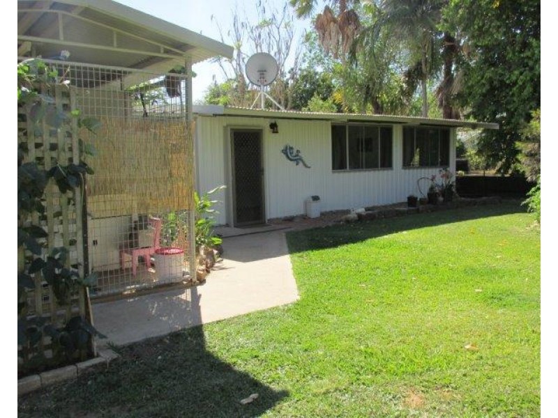 6 Dogherty Street, Adelaide River NT 0846