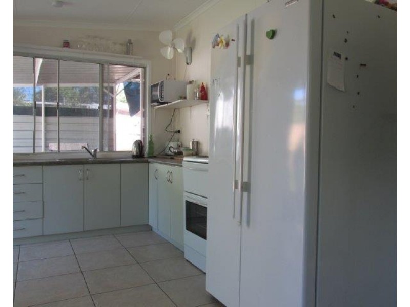 6 Dogherty Street, Adelaide River NT 0846