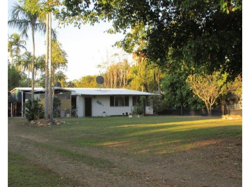 6 Dogherty Street, Adelaide River NT 0846
