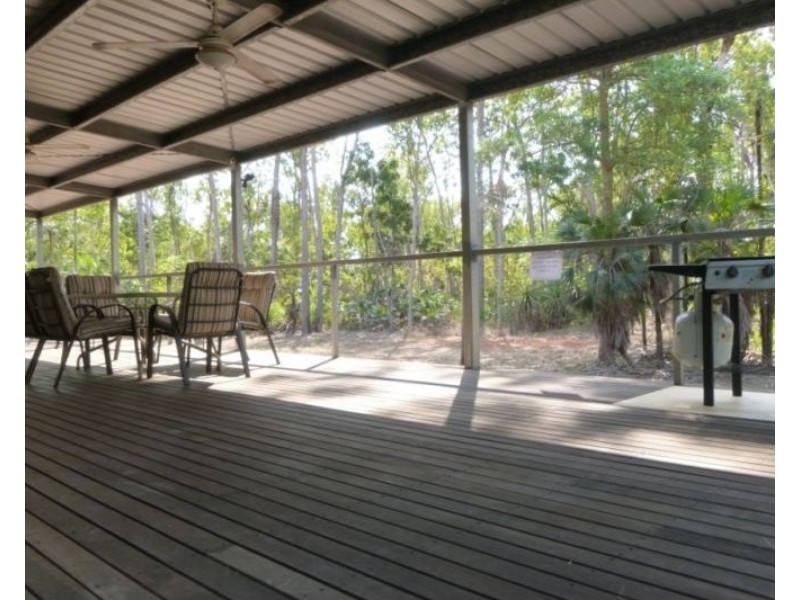 Dundee Beach NT 0840