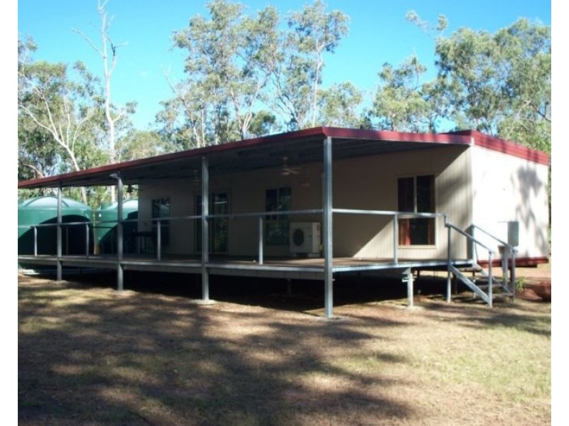 Dundee Beach NT 0840