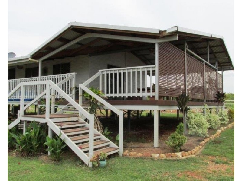 74 Scott Road, Batchelor NT 0845