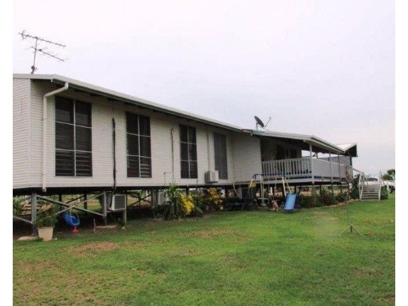 74 Scott Road, Batchelor NT 0845