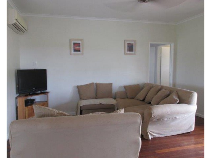 74 Scott Road, Batchelor NT 0845