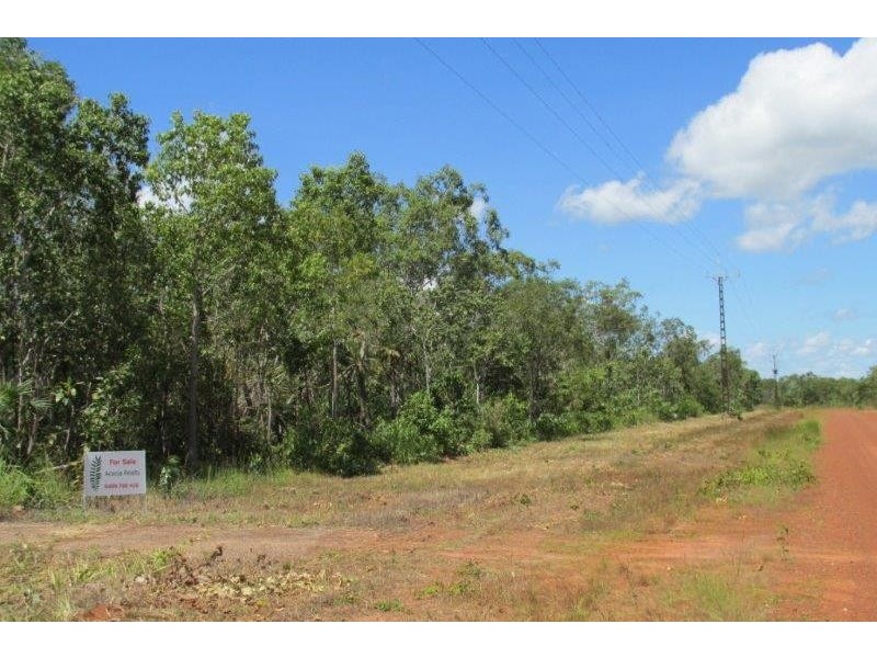 Dundee Beach NT 0840