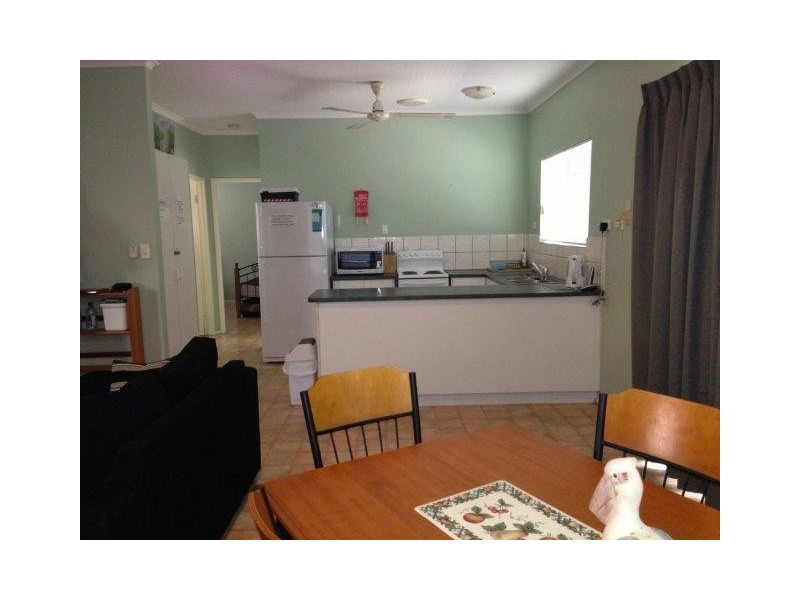 Lake Bennett NT 0822