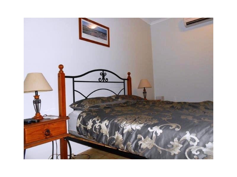 Lake Bennett NT 0822