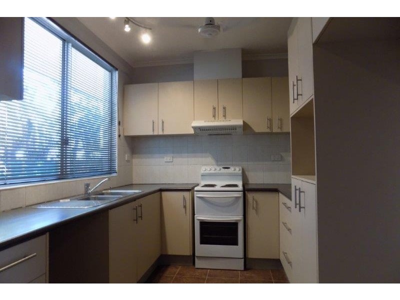 2 Uiver Court, Moulden NT 0830