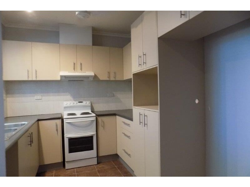 2 Uiver Court, Moulden NT 0830
