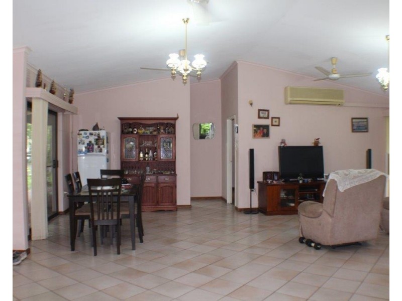 65 Corella Avenue, Howard Springs NT 0835